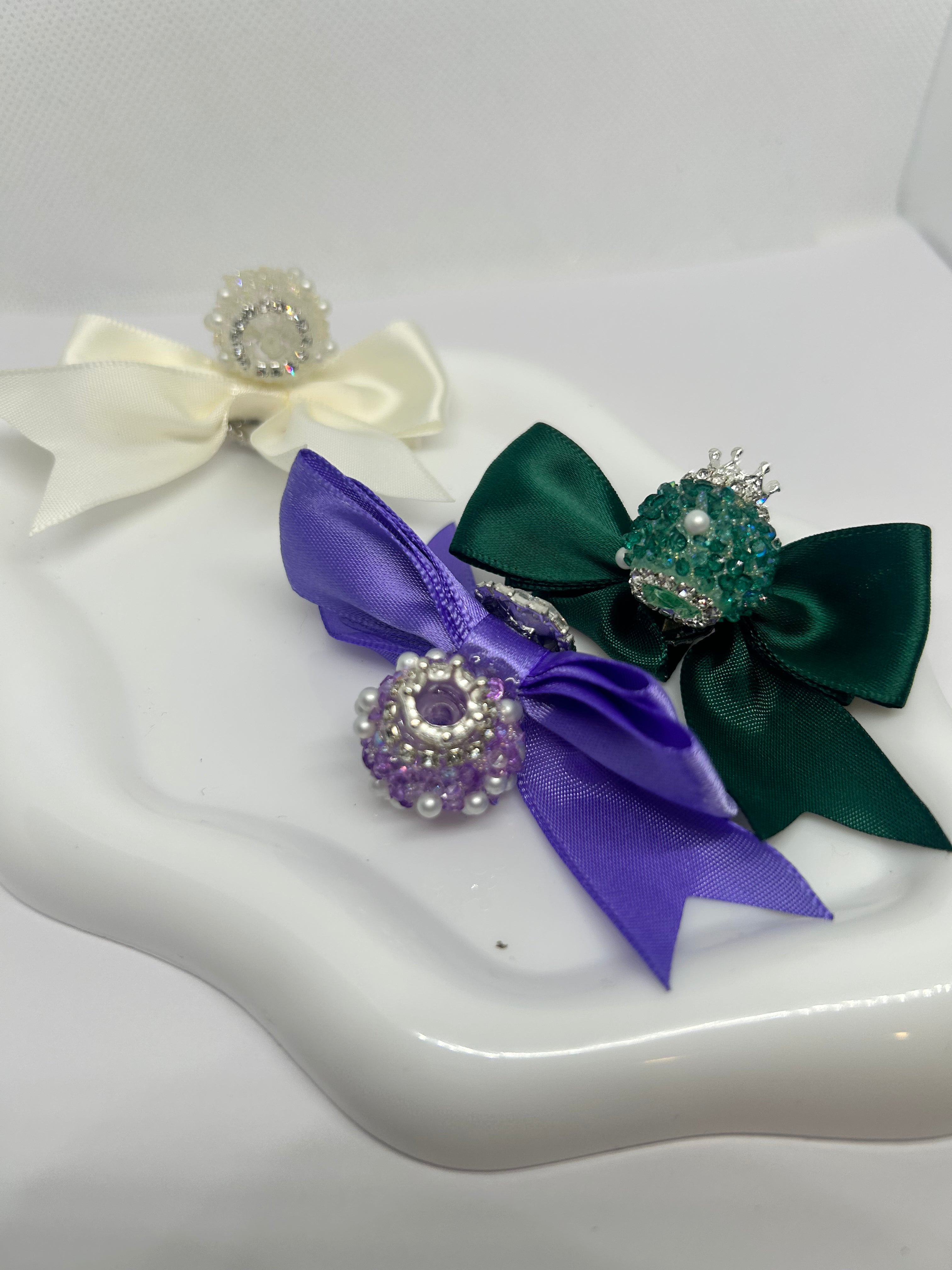 New-Satin Gem Bows